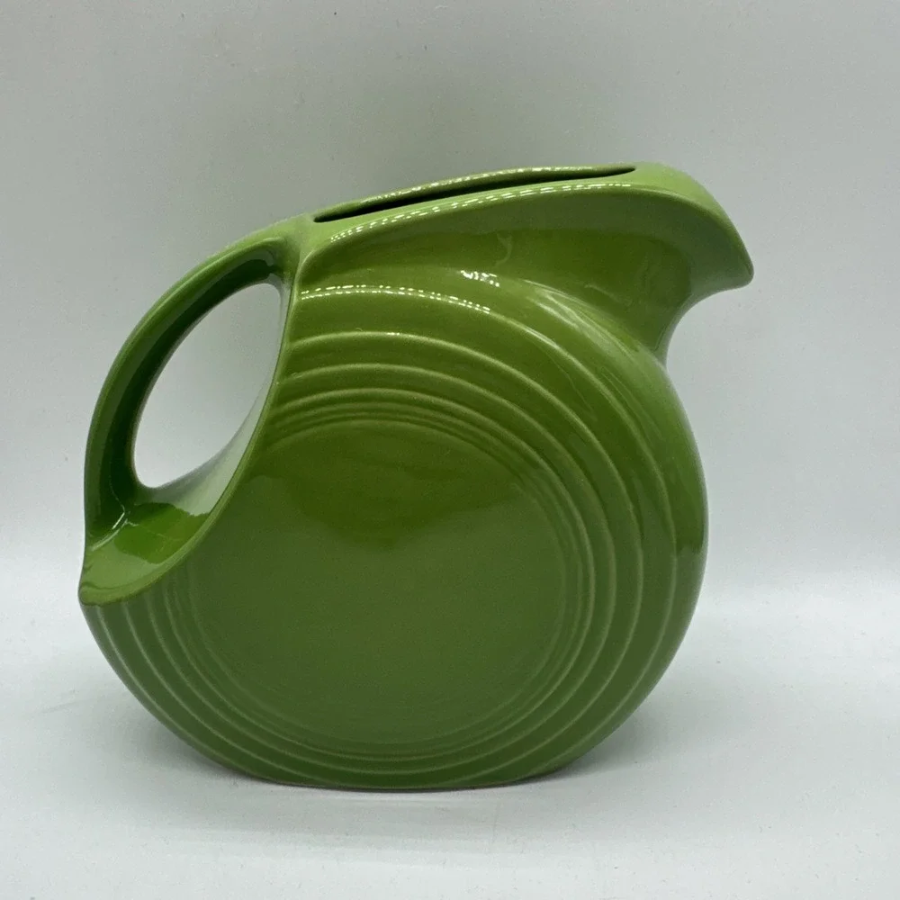 Fiestaware Shamrock Juice Disc Pitcher Small Green 28 oz 5.75